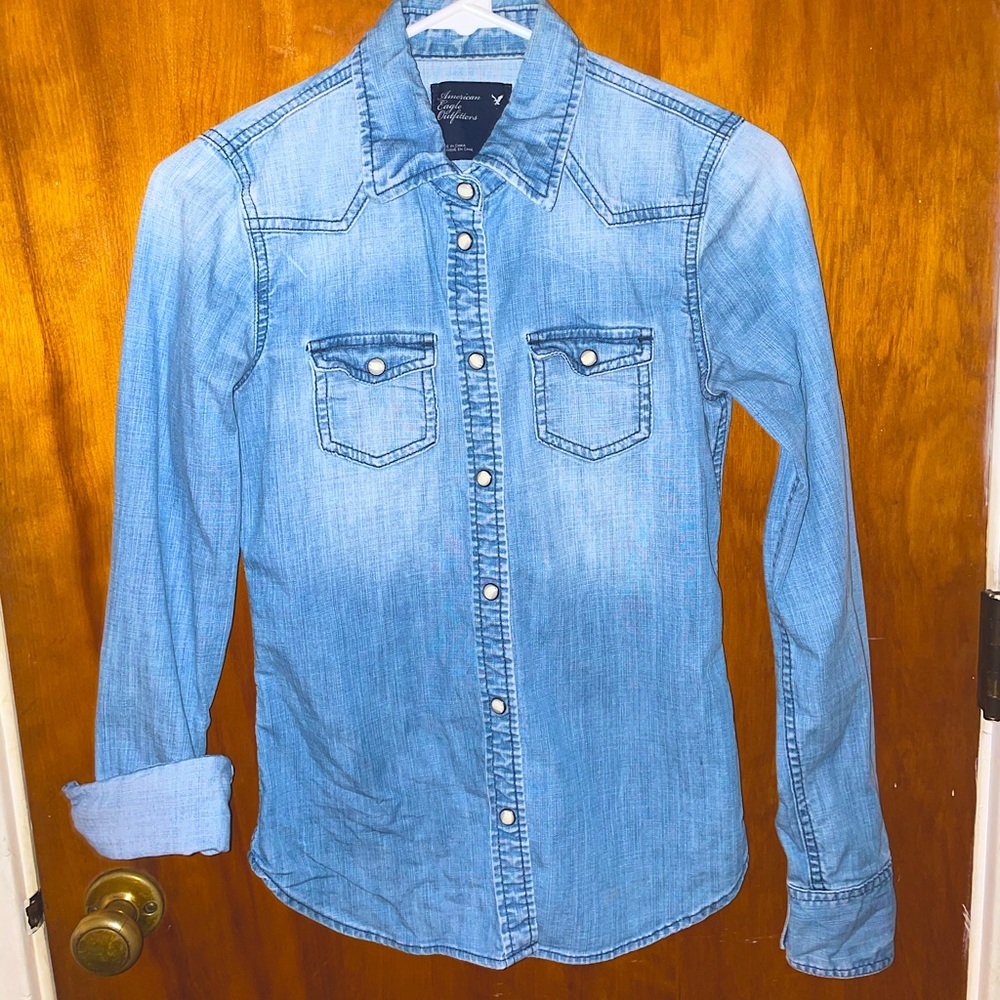Womens American Eagle Denim Button-up Shirt Size x-small